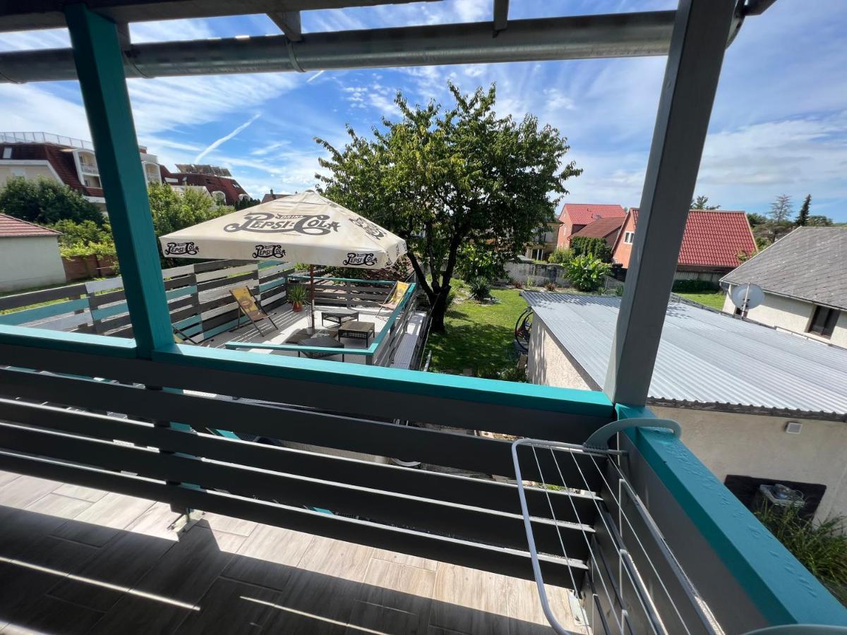 Szarkafeszek Hotel Keszthely Bagian luar foto