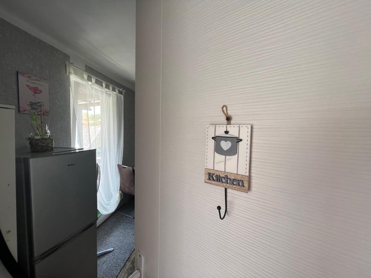 Szarkafeszek Hotel Keszthely Bagian luar foto
