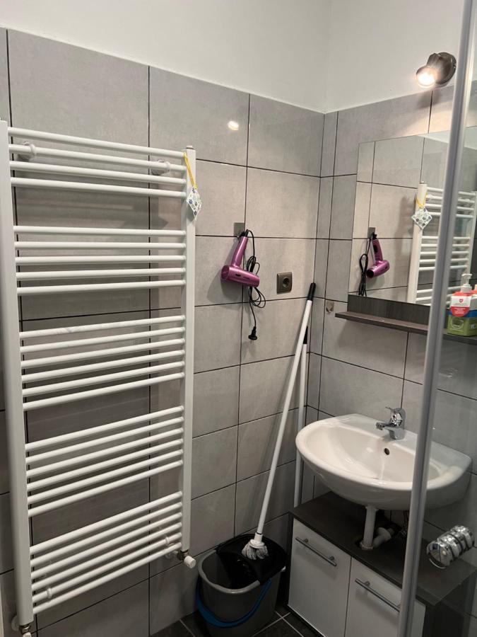 Szarkafeszek Hotel Keszthely Bagian luar foto