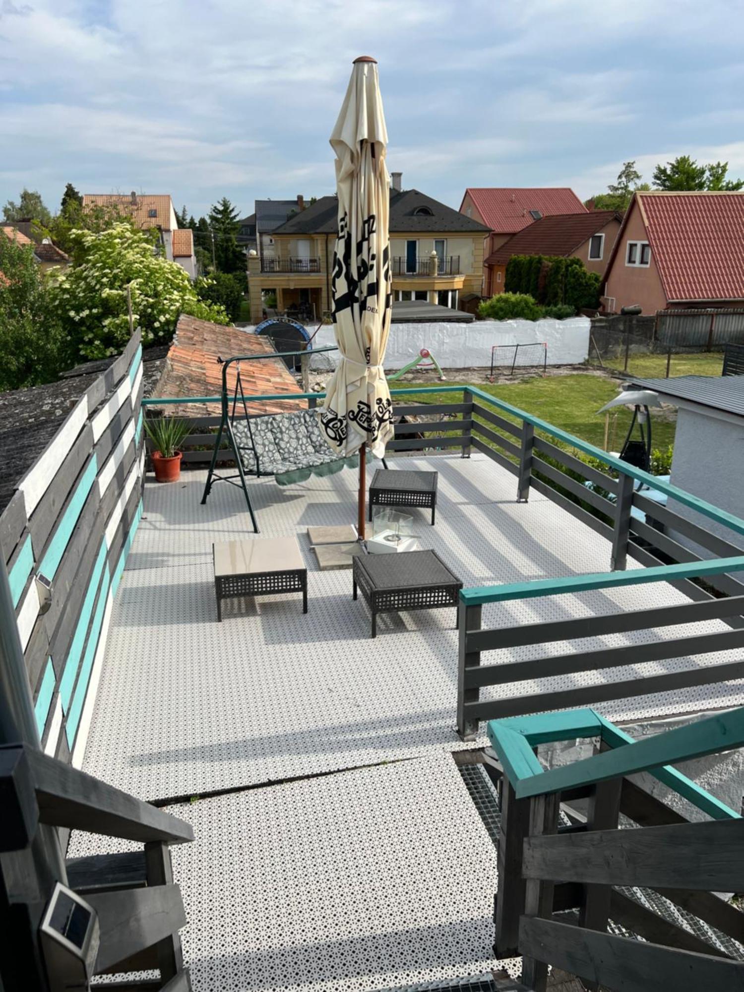 Szarkafeszek Hotel Keszthely Bagian luar foto
