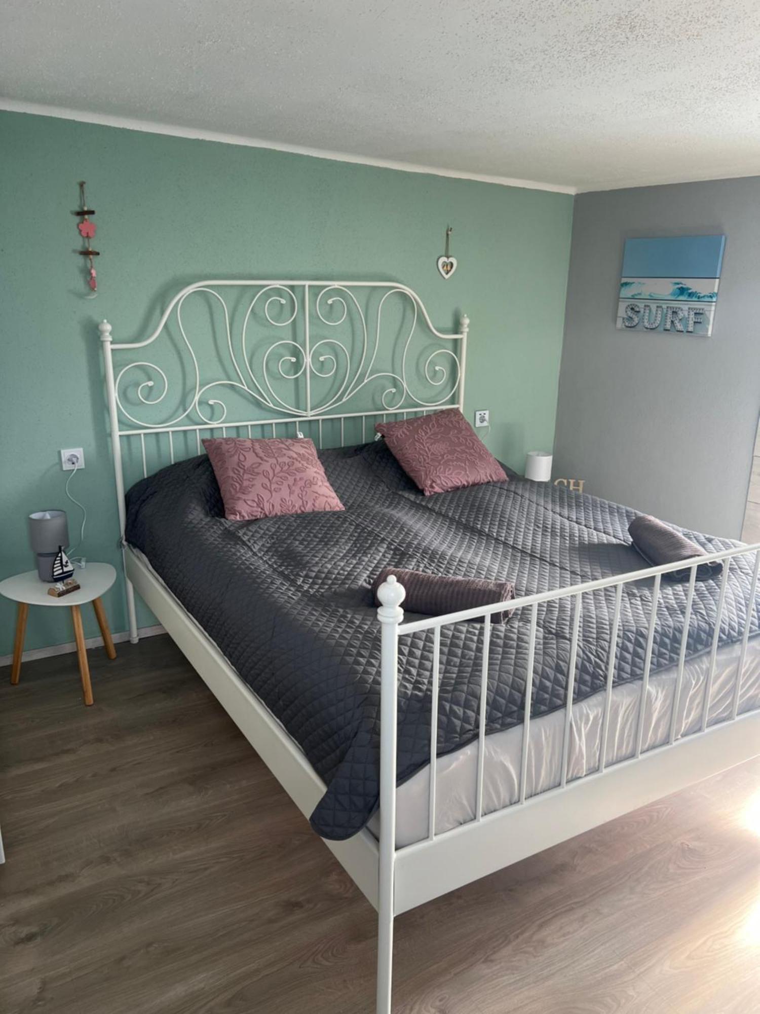 Szarkafeszek Hotel Keszthely Bagian luar foto